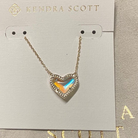 Kendra Scott Jewelry - Kendra Scott Dichroic Ari Heart Necklace